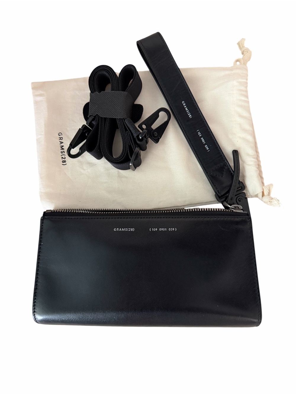 GRAMS(28) Black Leather Zip Clutch Crossbody